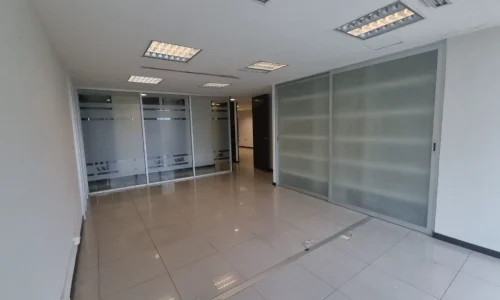 oficina con balcon y luz natural oficina en renta Torre 1519