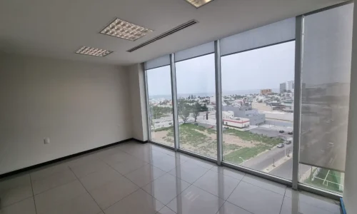 oficina con ventanales y luz natural oficina en renta Torre 1519